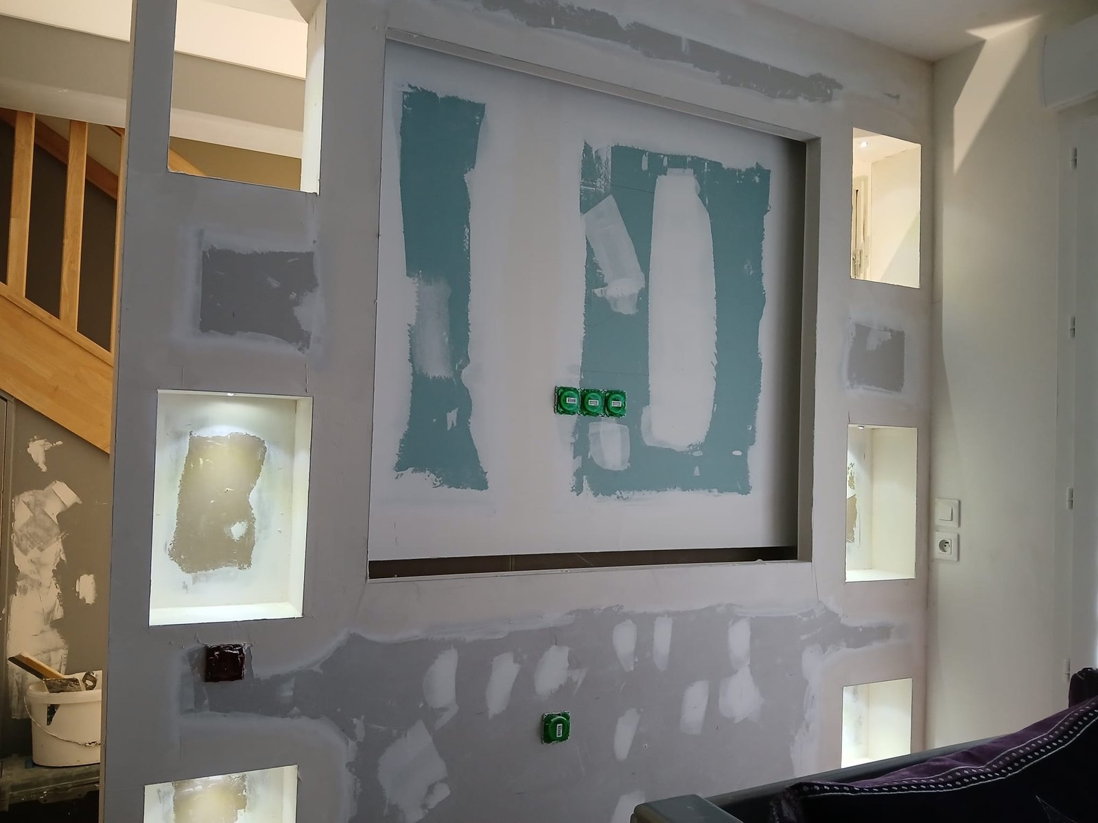 Décoration intérieure effet métal brossé